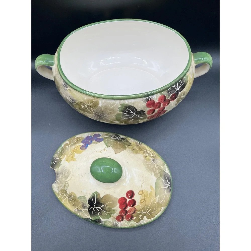 Vintage WCL Ceramic Grape Vine Soup Tureen with Lid and Handles Oval 12.5‎ Inch